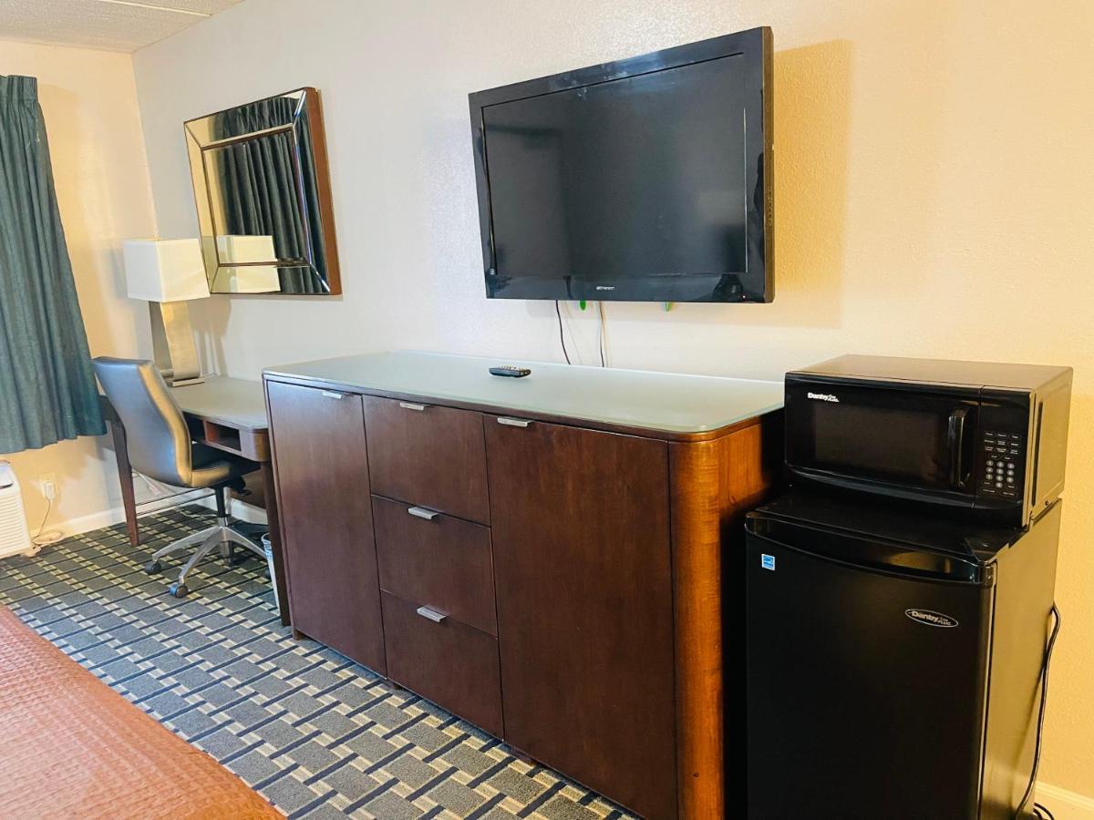 Rodeway Inn Greenwood Ngoại thất bức ảnh