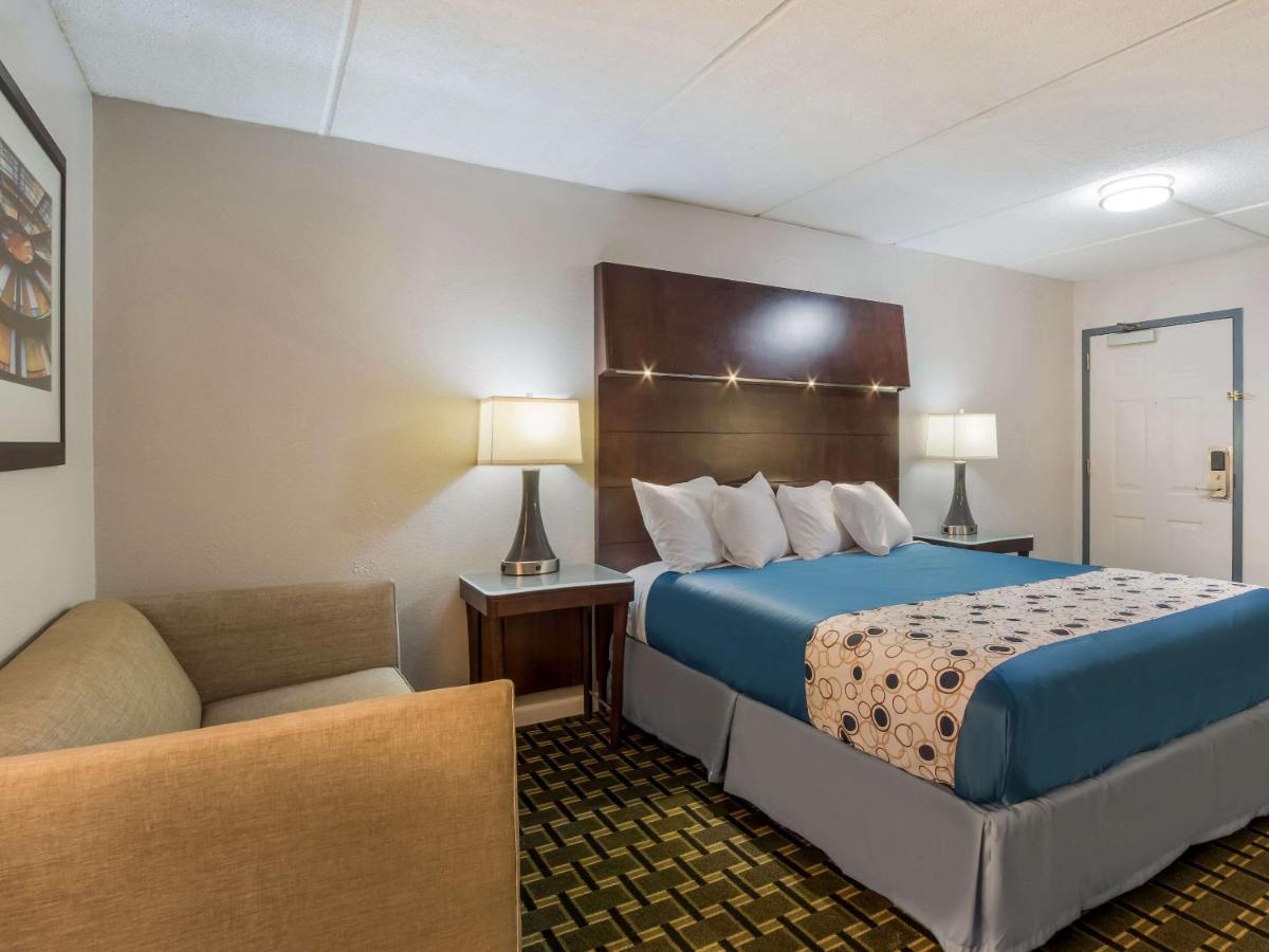 Rodeway Inn Greenwood Ngoại thất bức ảnh