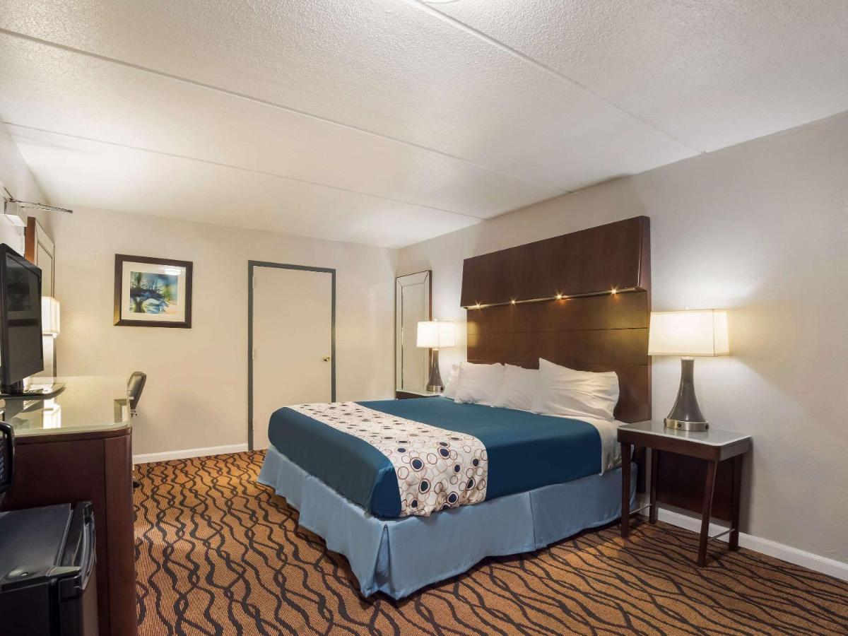 Rodeway Inn Greenwood Ngoại thất bức ảnh